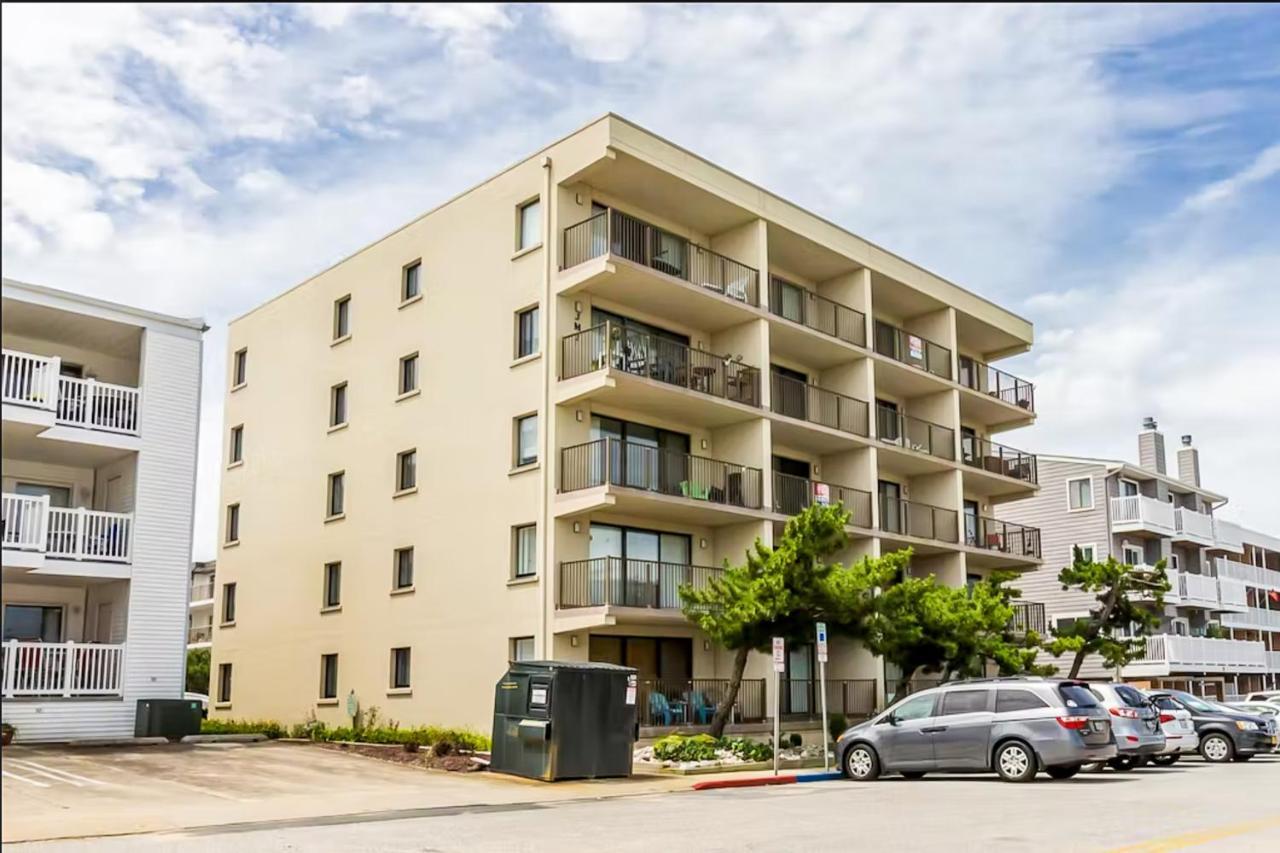 Tradewinds Hotel Ocean City Exterior photo